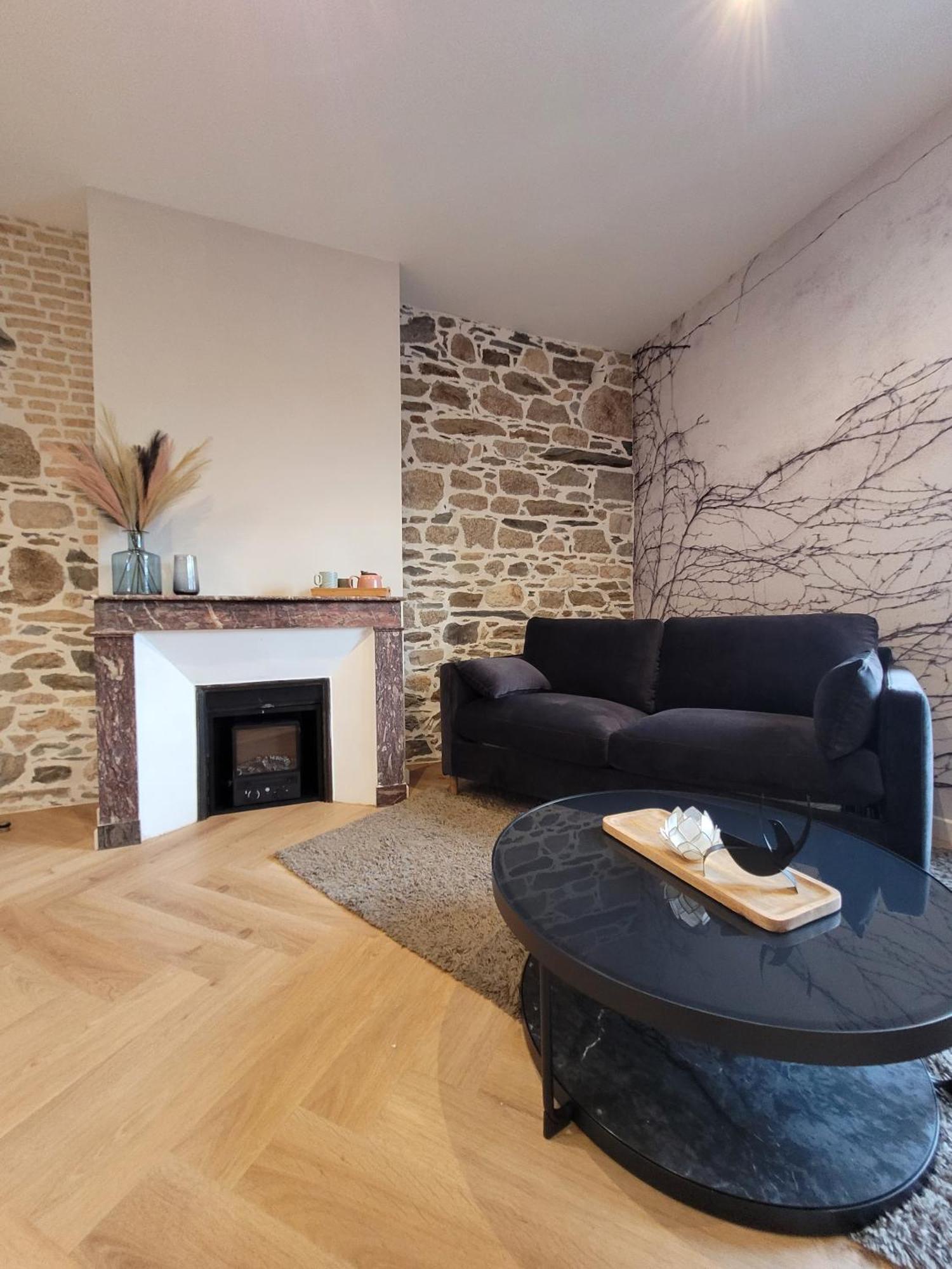 Les Apparts De Leon Landerneau Room photo